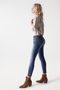 JEANS WONDER PUSH UP, CROPPED HOSE