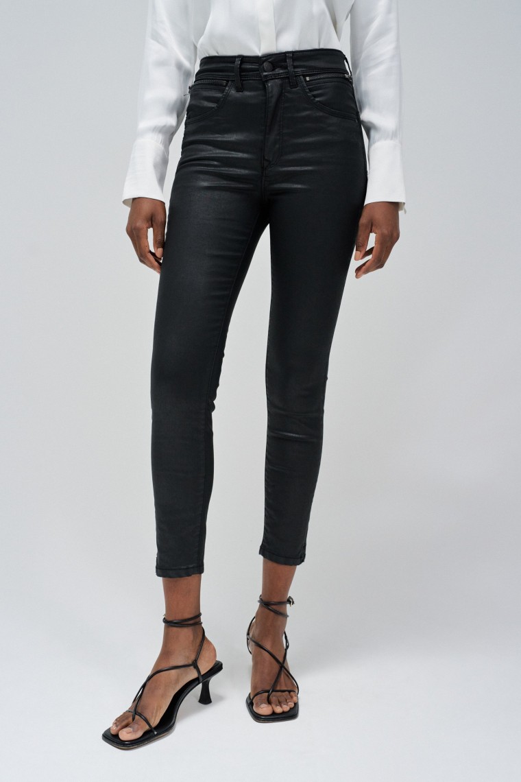 FAITH PUSH IN CROPPED JEANS WITH COATING