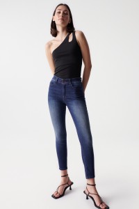 JEANS BLISS CROPPED DE COULEUR FONCE