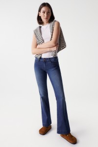 JEANS WONDER PUSH UP FLARE EN DENIM FONC