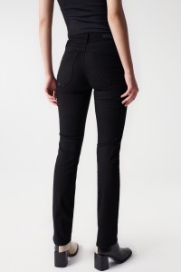 SECRET PUSH IN SLIM TRUE BLACK JEANS