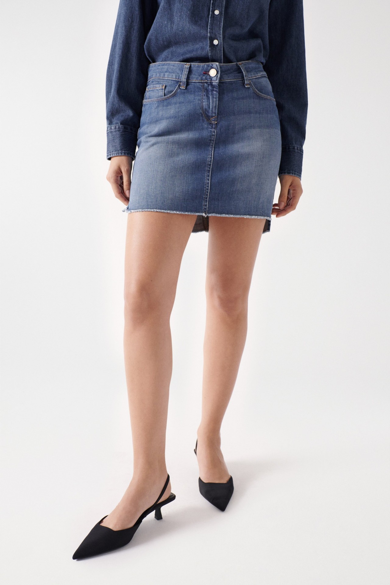 MINIFALDA PUSH UP SHAPE UP EN DENIM