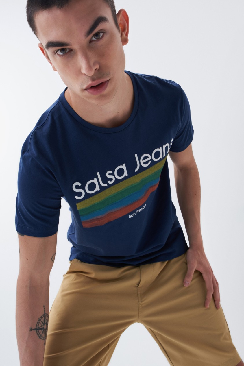 CAMISETA BRANDING CON RAYAS DE COLORES