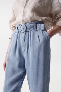 BAGGY LIGHTDENIM TROUSERS WITH BELT