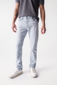 JEAN REGULAR LIGHT WASH