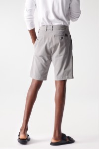 BERMUDA CHINO GRIS