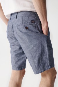 PANTALN CORTO DE LINO DE CORTE REGULAR