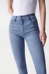 SKINNY DESTINY PUSH UP JEANS