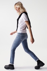 WONDER PUSH UP SLIM-JEANS