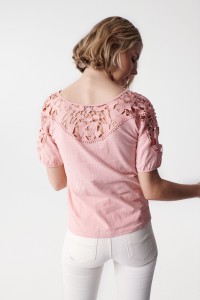 T-SHIRT WITH LACE