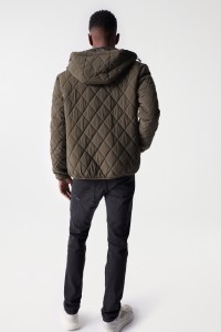 STEPPJACKE MIT KAPUZE