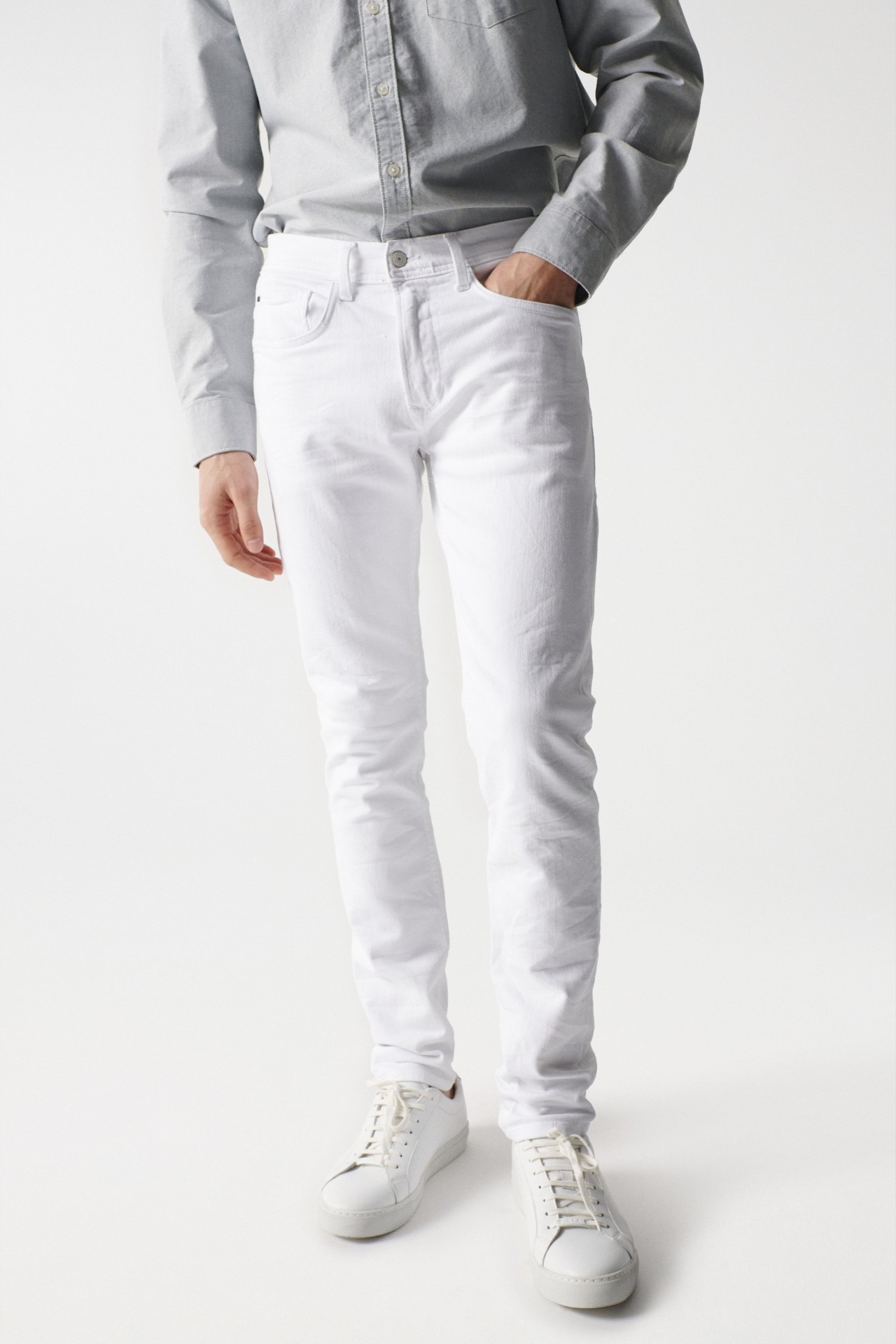 SLIM WHITE SERGE TROUSERS