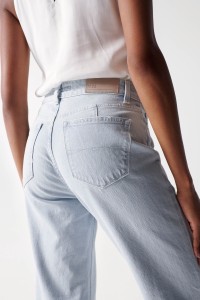 TRUE SLIM JEANS