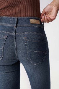 JEANS SECRET PUSH IN SLIM