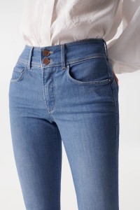 SLIM SECRET PUSH IN JEANS