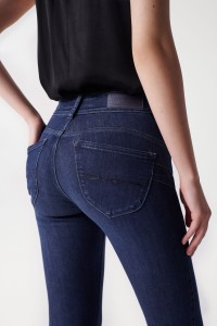 SKINNY SECRET PUSH IN JEANS