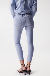 WONDER PUSH UP-JEANS