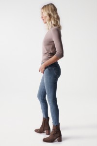 SKINNY MYSTERY PUSH UP JEANS