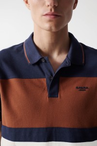 TRICOLOUR POLO SHIRT WITH STRIPE DETAIL