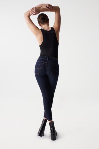 VAQUEROS SECRET PUSH IN CROPPED SKINNY