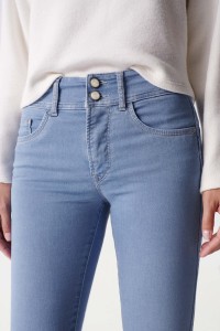 SECRET PUSH IN-JEANS