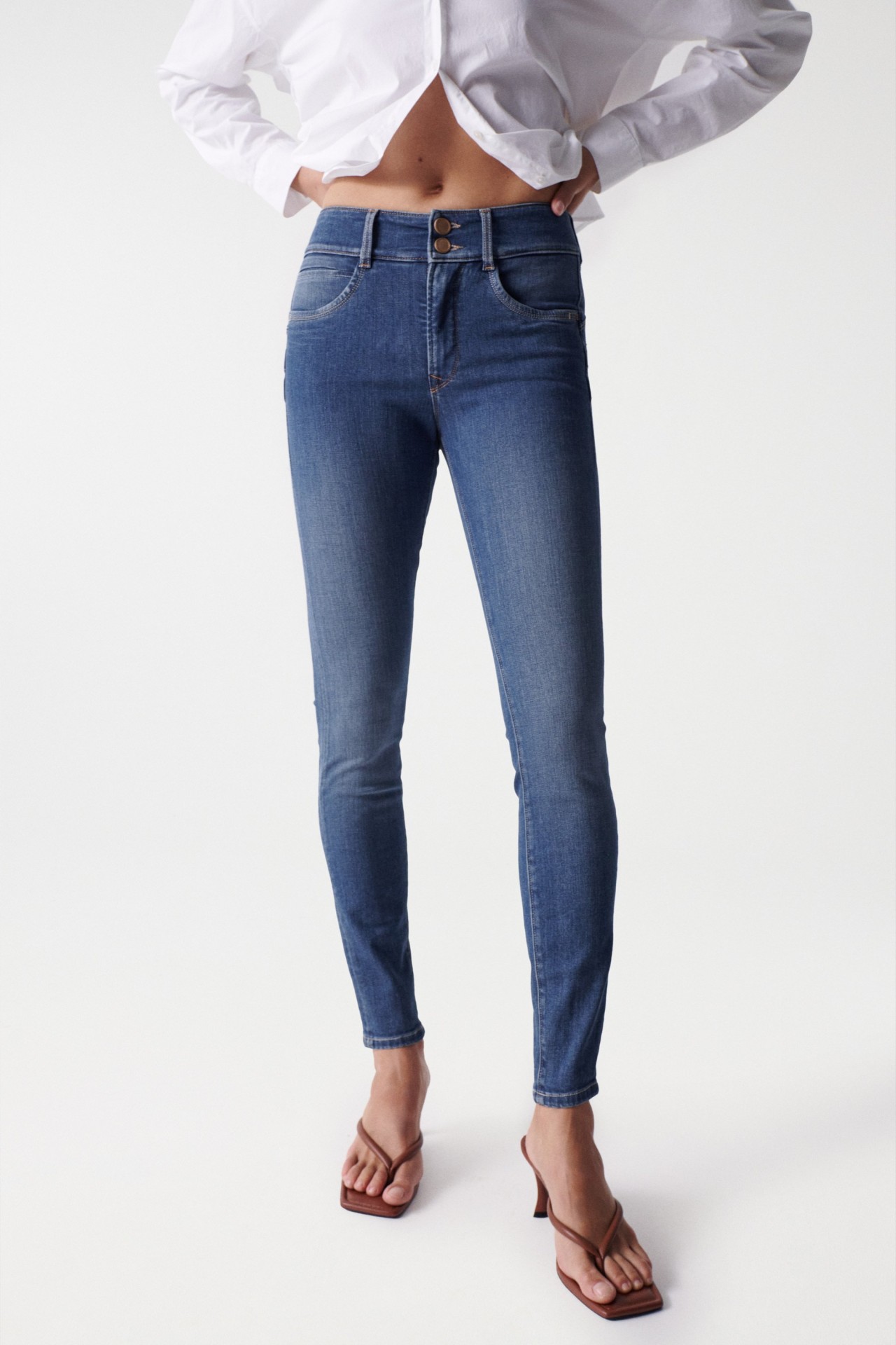 JEAN SECRET PUSH IN SKINNY