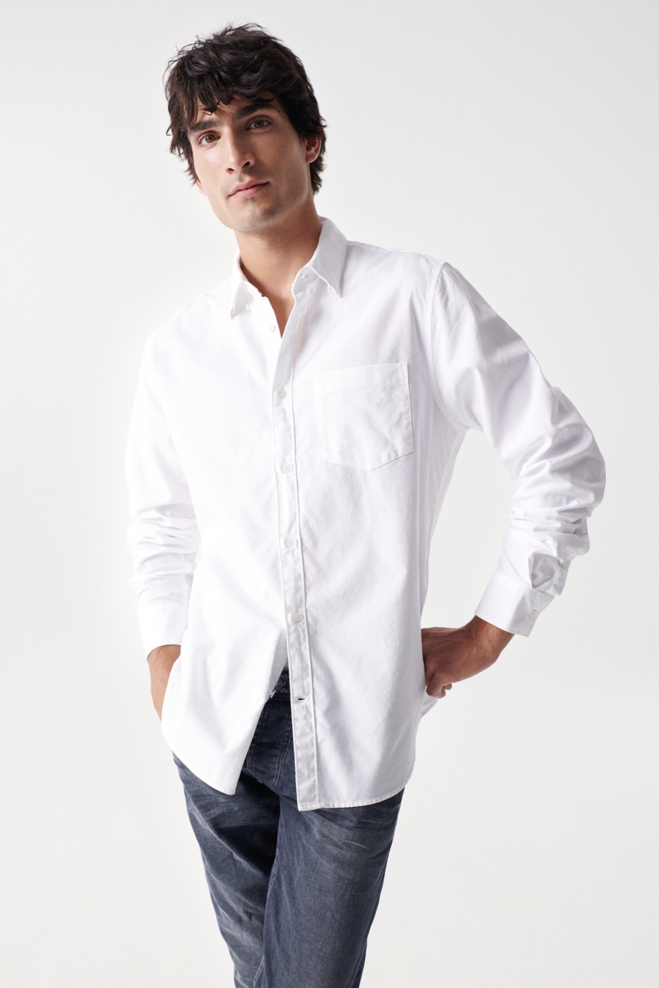 REGULAR FIT OXFORD SHIRT