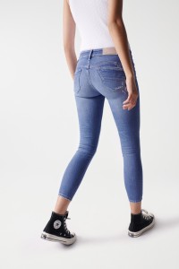 SKINNY WONDER PUSH UP CROPPED JEANS