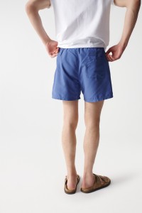 SHORT DE BAIN BLEU AVEC CORDON