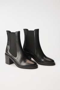 LEATHER ANKLE BOOT WITH ELASTIC SIDES