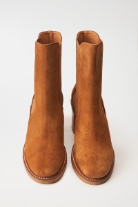 BOTTINES EN DAIM AVEC LASTIQUES