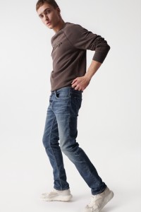 SLIM FIT JEANS