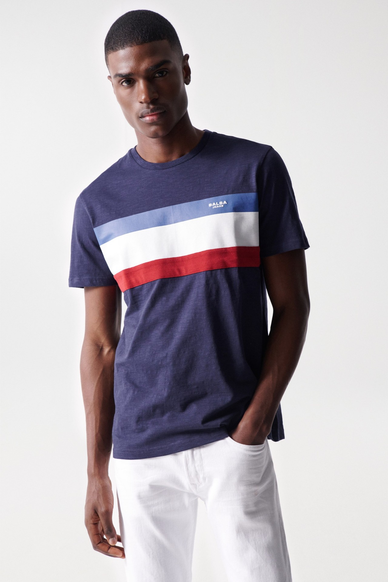 T-SHIRT AVEC IMPRIM TRICOLORE