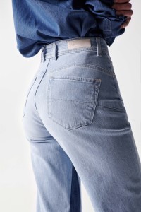 FAITH PUSH IN CROPPED WIDE LEG JEANS