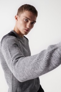 KNITTED SWEATER