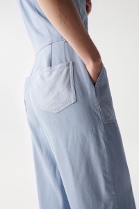 HIGH-WAISTED LIGHTDENIM JUMPSUIT