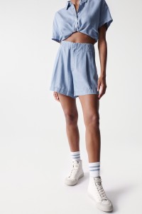 REGULAR LIGHTDENIM PLEATED SHORTS