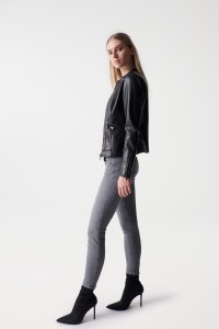 BLOUSON EFFET CUIR COUPE SLIM