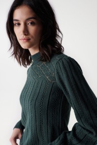 PULL EN MAILLE  POINT OUVERT