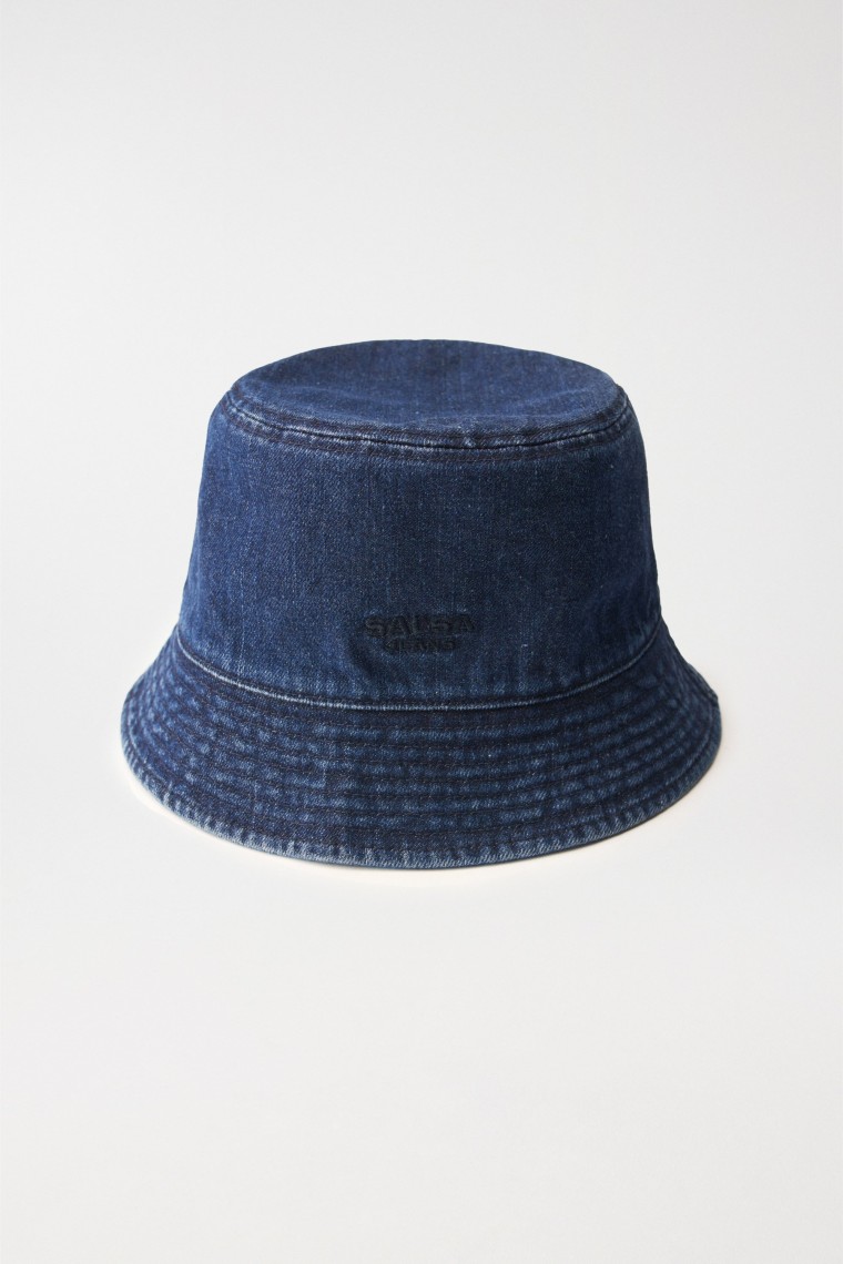 CHAPEAU EN DENIM