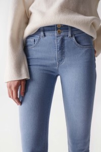 CROPPED SECRET PUSH IN-JEANS, SLIM