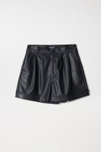 SHORTS IN LEDEROPTIK