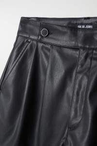 LEATHER EFFECT SHORTS