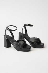 BLACK, HIGH-HEELED SANDALS