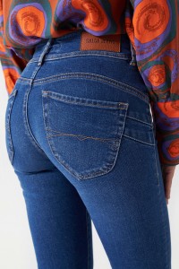 SECRET PUSH IN-JEANS