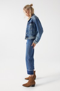 WEITE DENIM-JACKE