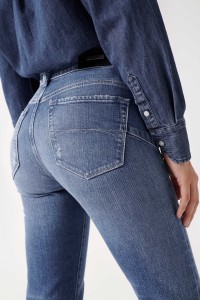 FAITH PUSH IN-JEANS MIT RISSEN