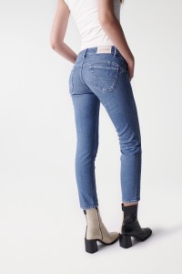 WONDER PUSH UP CROPPED SLIM JEANS