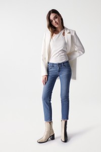 WONDER PUSH UP CROPPED SLIM JEANS