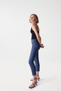 VAQUEROS SECRET PUSH IN CROPPED SLIM